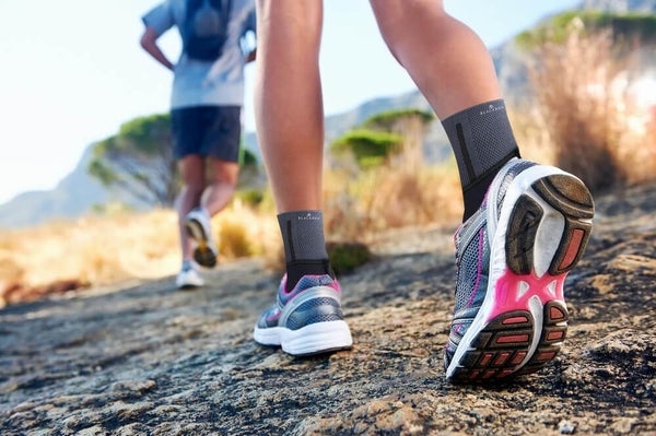 BLACKROX Sprunggelenkbandage Hyper Frox